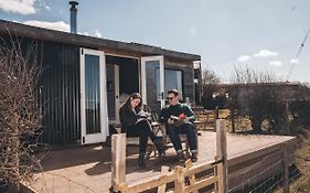 Raffer Yem - Remote Off-Grid Eco Cabin